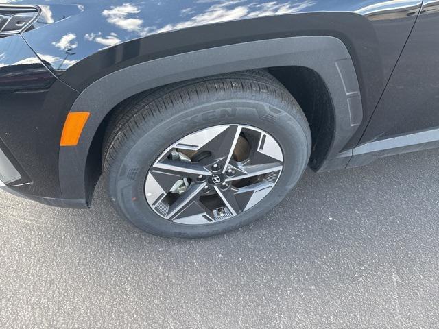 new 2025 Hyundai Tucson car, priced at $35,055