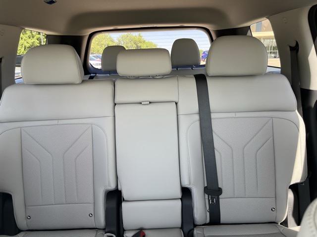 new 2025 Hyundai Santa Fe car, priced at $38,730