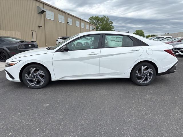 new 2025 Hyundai Elantra car, priced at $25,375