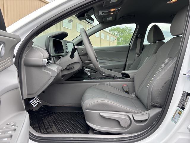 new 2025 Hyundai Elantra car, priced at $25,375