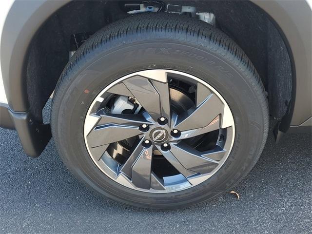 new 2025 Nissan Rogue car, priced at $31,062