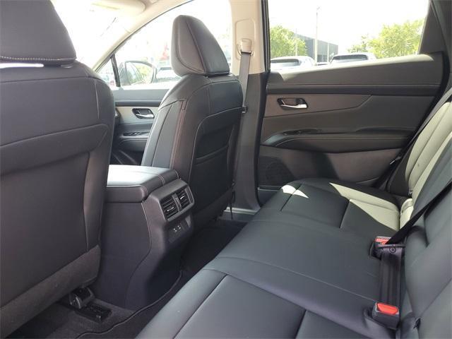 new 2025 Nissan Murano car, priced at $45,791