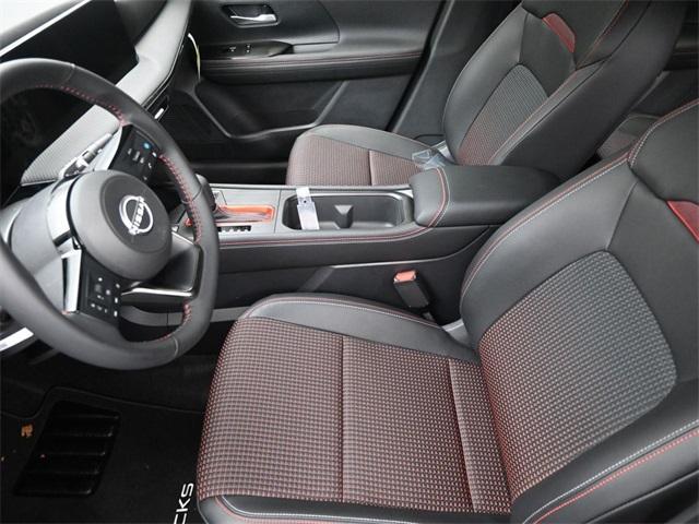 new 2025 Nissan Kicks car, priced at $28,450