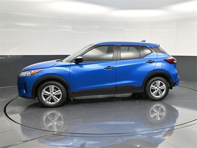 new 2025 Nissan Kicks Play car, priced at $23,179