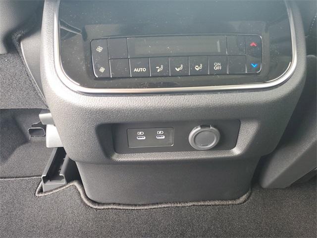 new 2025 Nissan Armada car, priced at $59,480