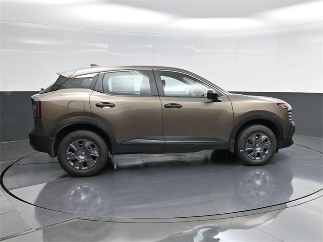 new 2025 Nissan Kicks car, priced at $23,281