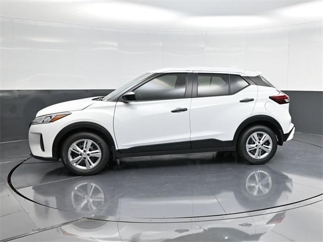 new 2025 Nissan Kicks Play car, priced at $23,179