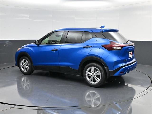 new 2025 Nissan Kicks Play car, priced at $23,580