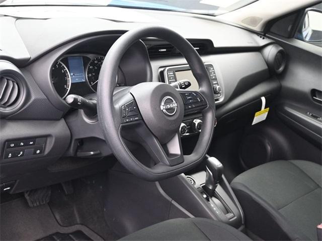 new 2025 Nissan Kicks Play car, priced at $23,580
