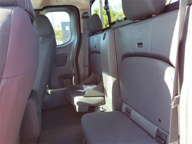 new 2025 Nissan Frontier car