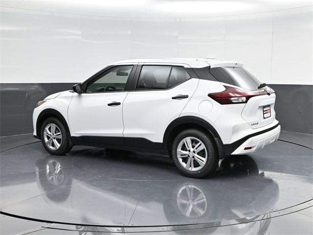 new 2025 Nissan Kicks Play car, priced at $23,179