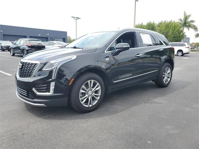 used 2023 Cadillac XT5 car, priced at $30,000