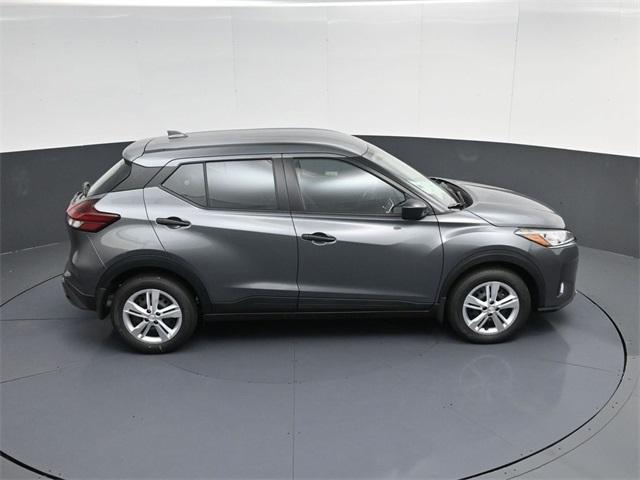 new 2025 Nissan Kicks Play car, priced at $23,760