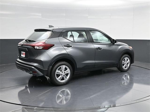 new 2025 Nissan Kicks Play car, priced at $23,760