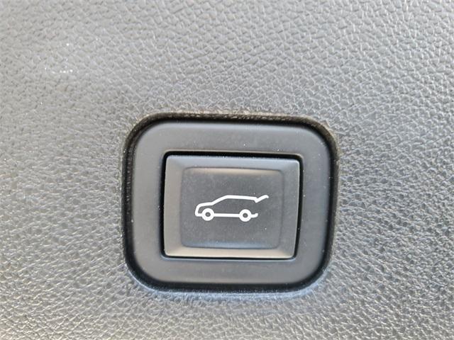 used 2023 Cadillac XT6 car, priced at $35,000