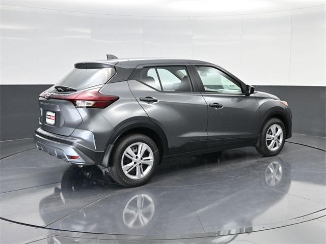 new 2025 Nissan Kicks Play car, priced at $23,179