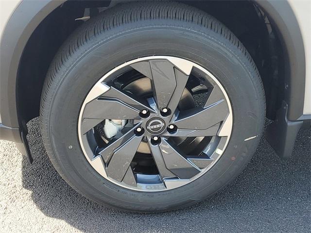 new 2025 Nissan Rogue car, priced at $32,025