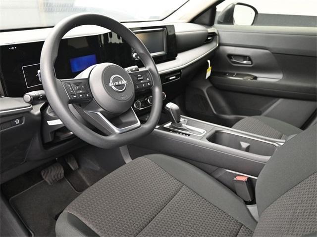 new 2025 Nissan Kicks car, priced at $23,281