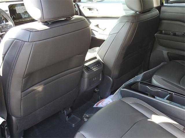 new 2025 Nissan Pathfinder car, priced at $44,787
