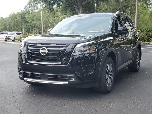 new 2025 Nissan Pathfinder car, priced at $44,628