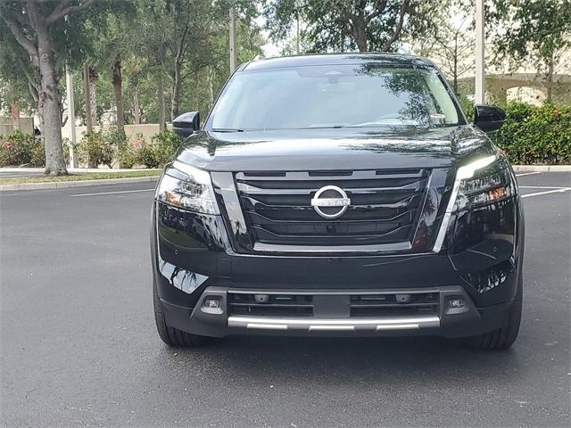new 2025 Nissan Pathfinder car, priced at $44,628