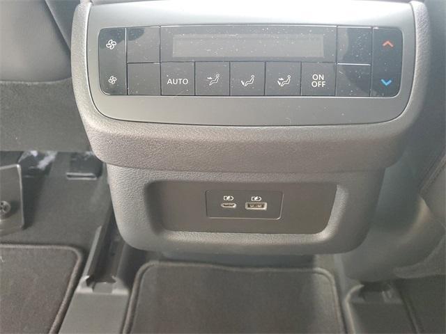 new 2025 Nissan Pathfinder car, priced at $44,628