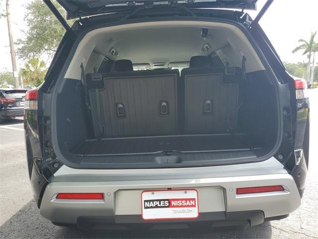 new 2025 Nissan Pathfinder car, priced at $44,628