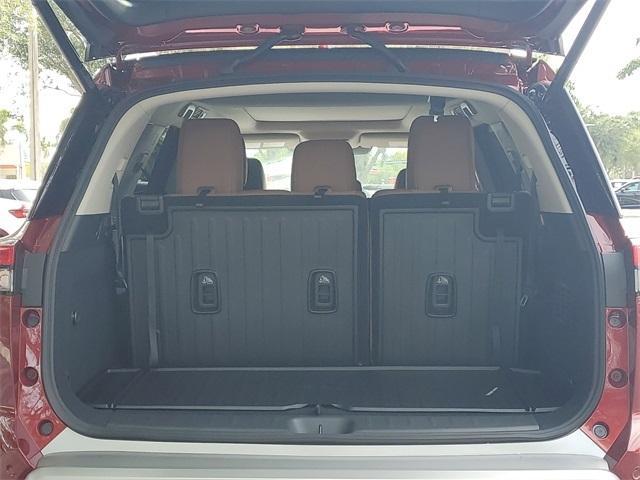 new 2025 Nissan Pathfinder car, priced at $48,622