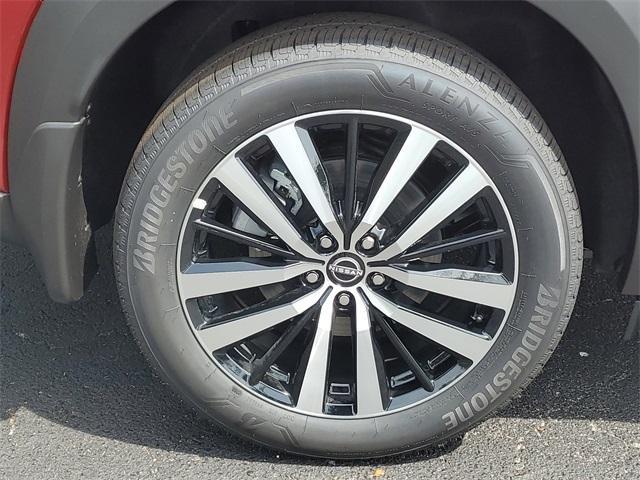 new 2025 Nissan Pathfinder car, priced at $48,622
