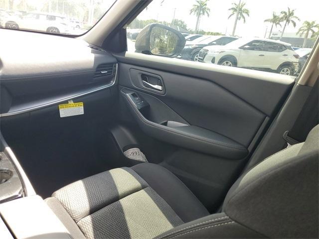 new 2025 Nissan Rogue car, priced at $31,062