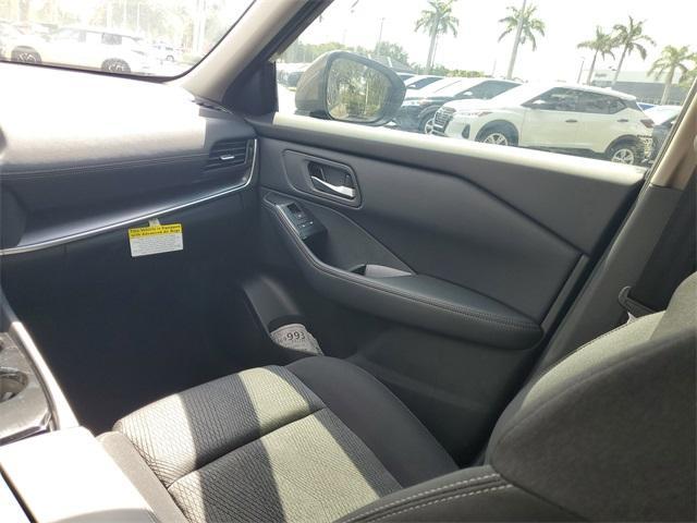 new 2025 Nissan Rogue car, priced at $31,062