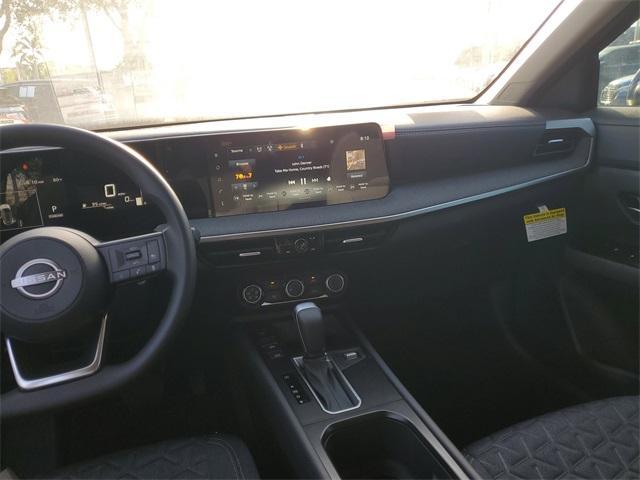 new 2025 Nissan Kicks car, priced at $25,595
