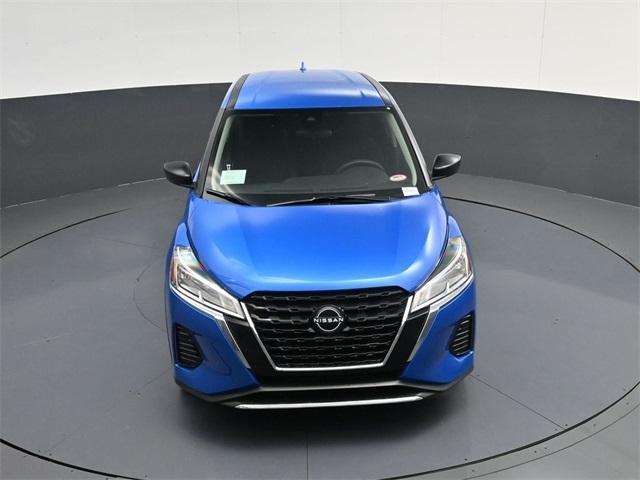 new 2025 Nissan Kicks Play car, priced at $23,179