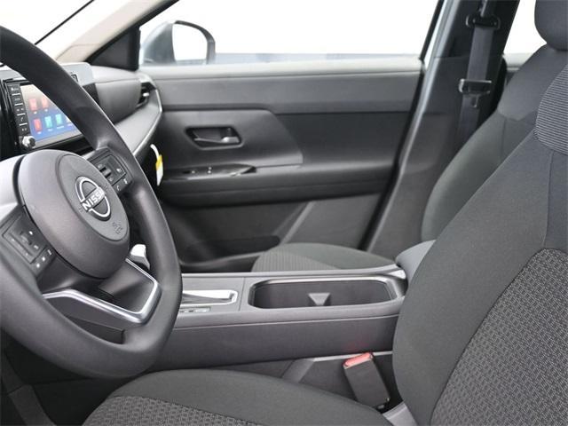 new 2025 Nissan Kicks car, priced at $23,281