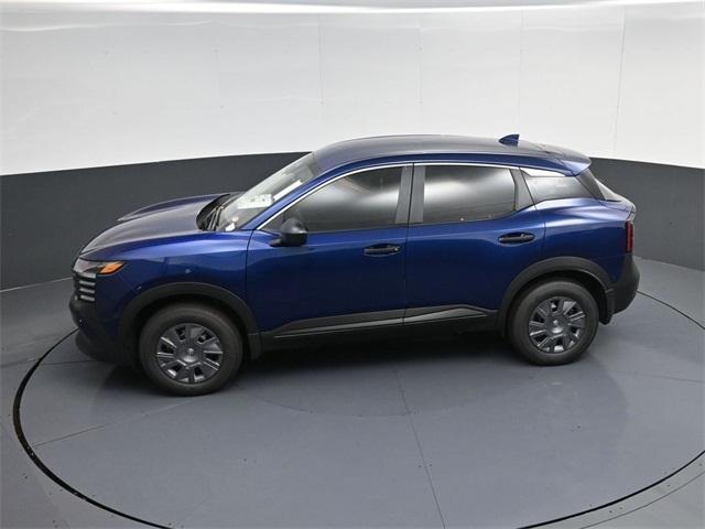 new 2025 Nissan Kicks car, priced at $24,020