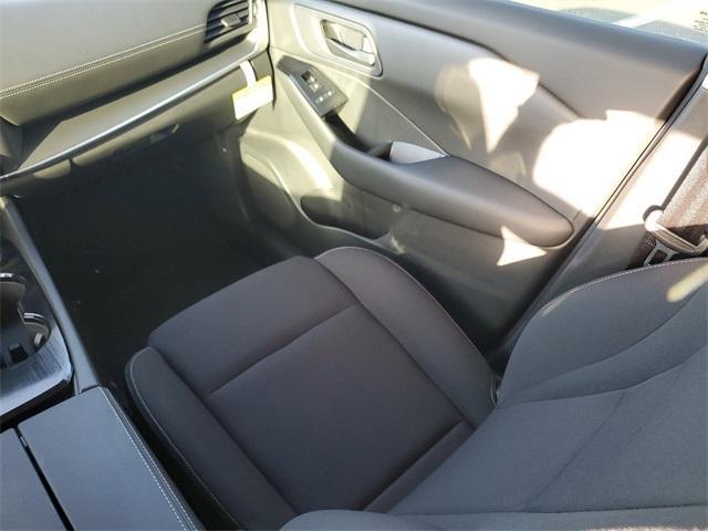 new 2025 Nissan Rogue car, priced at $29,958