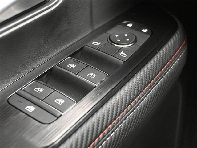 new 2025 Nissan Kicks car, priced at $27,752