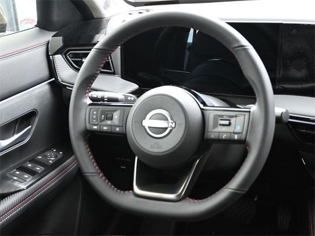 new 2025 Nissan Kicks car, priced at $27,752