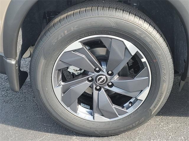 new 2025 Nissan Rogue car, priced at $32,450