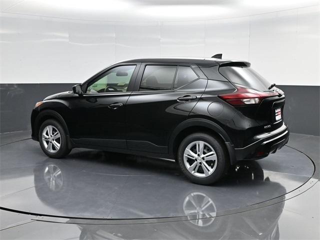 new 2025 Nissan Kicks Play car, priced at $23,179