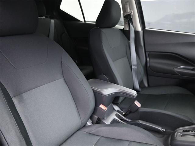 new 2025 Nissan Kicks Play car, priced at $23,179