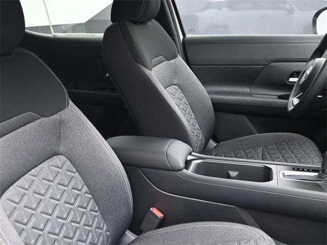 new 2025 Nissan Kicks car, priced at $26,045