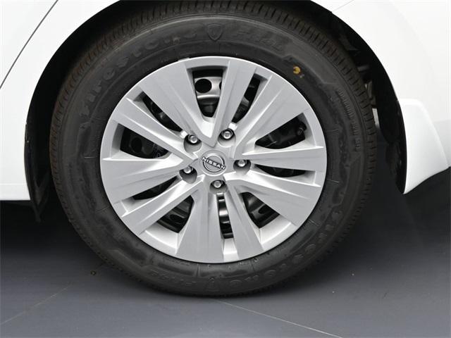new 2025 Nissan Sentra car, priced at $23,335
