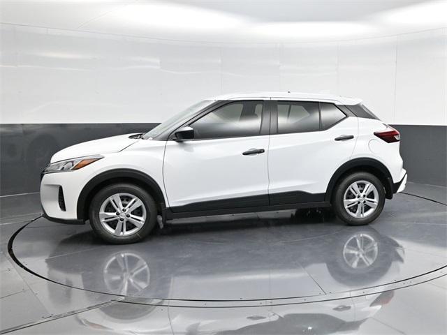new 2025 Nissan Kicks Play car, priced at $23,179