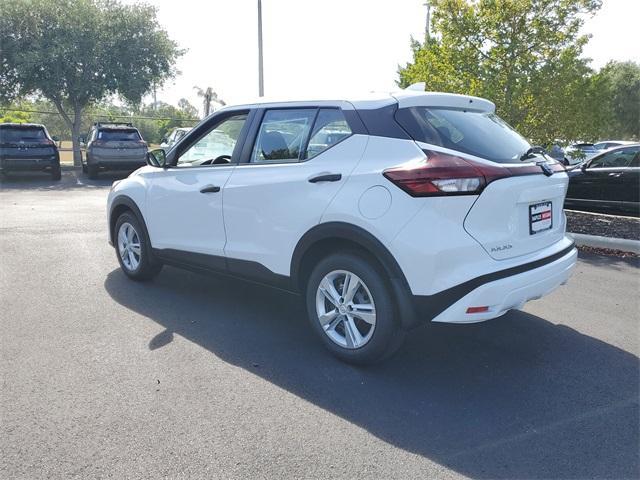 new 2025 Nissan Kicks Play car, priced at $23,760