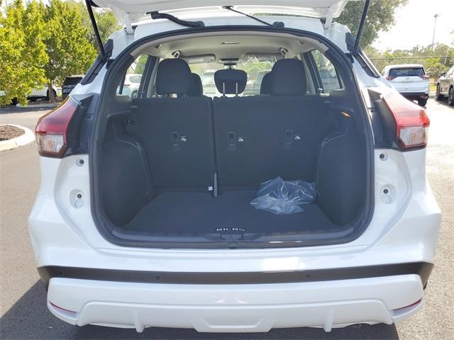 new 2025 Nissan Kicks Play car, priced at $23,760