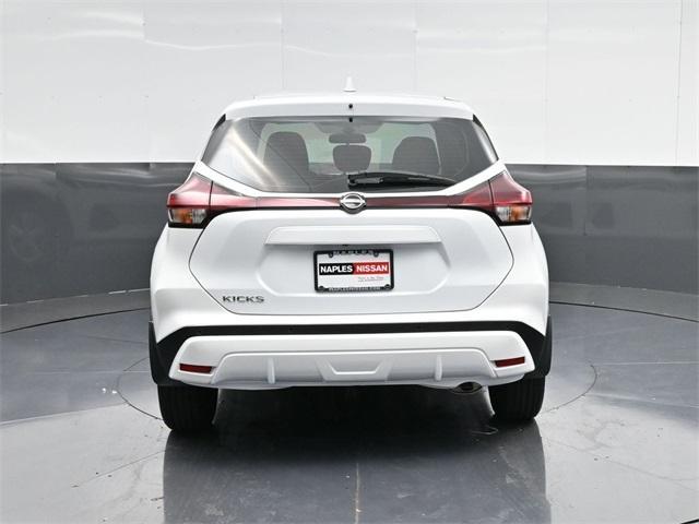new 2025 Nissan Kicks Play car, priced at $23,179