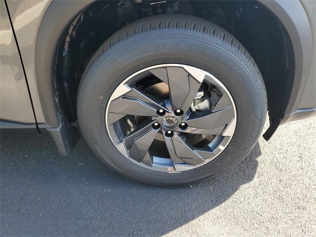 new 2025 Nissan Rogue car, priced at $32,025