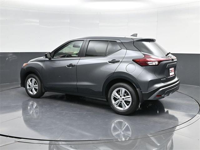 new 2025 Nissan Kicks Play car, priced at $22,974