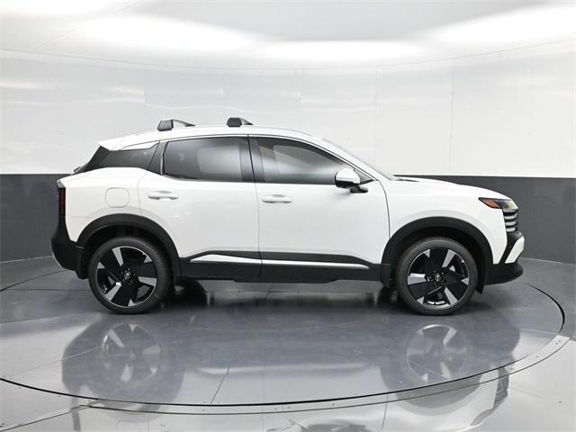 new 2025 Nissan Kicks car, priced at $28,900